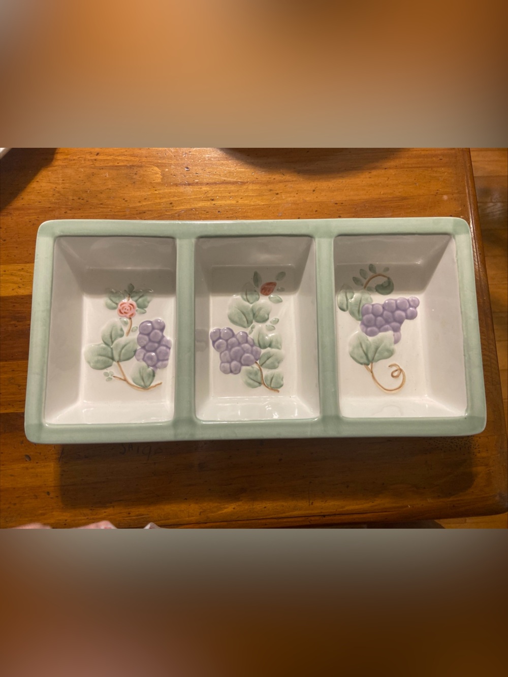 Pfaltzgraff Grapevine Green and Purple Grape Three-Section Serving Dish